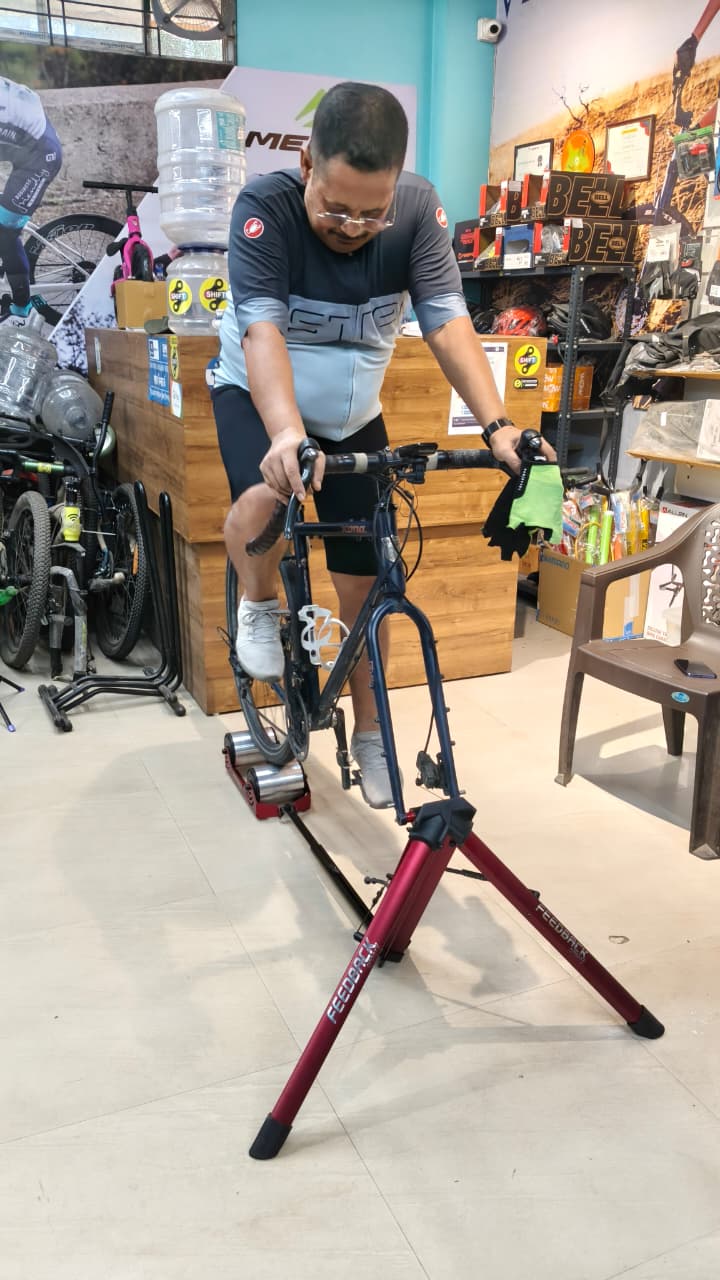 Rider position check on an indoor trainer